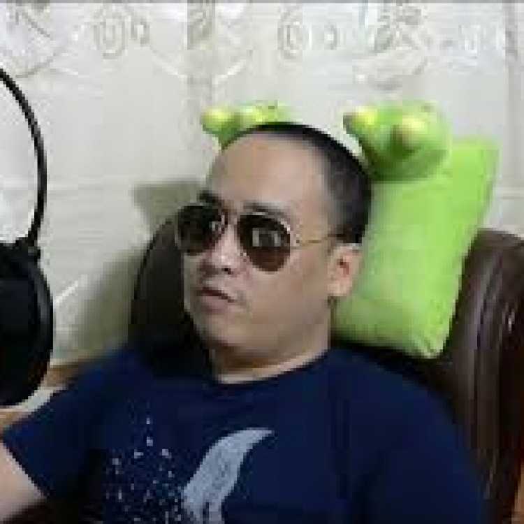 Giọng đọc: lão trần