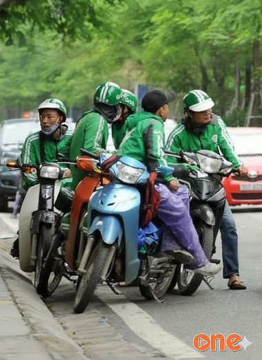 Khách Sạn Ma Ám